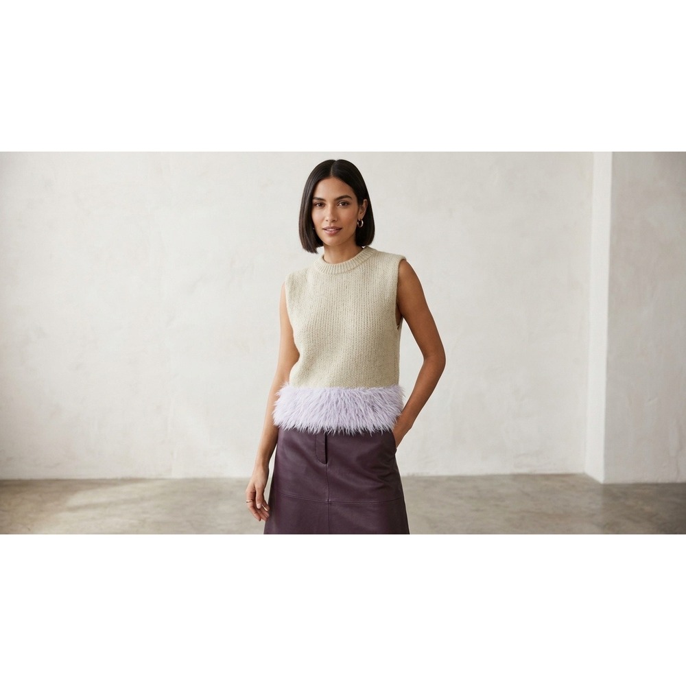 Elegance Knit Sweater Vest Women Faux Fur Trim Lavender Sleeveless Crew Neck NWT